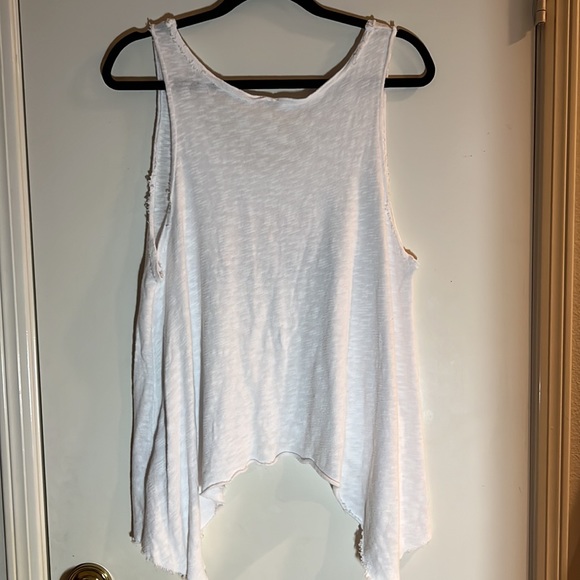 Michelle California tank top - Picture 8 of 9